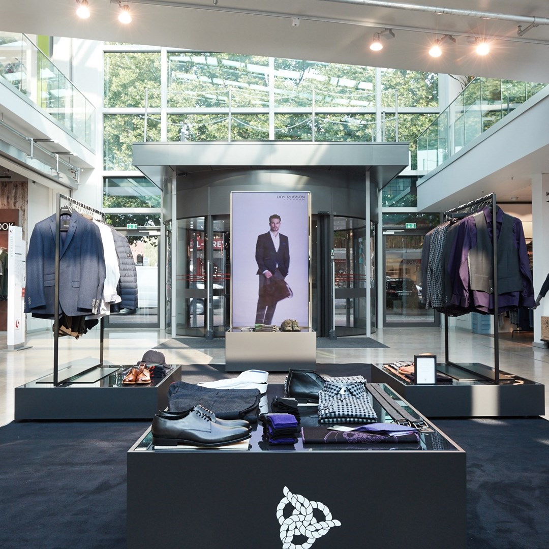 ROY ROBSON pop-up store