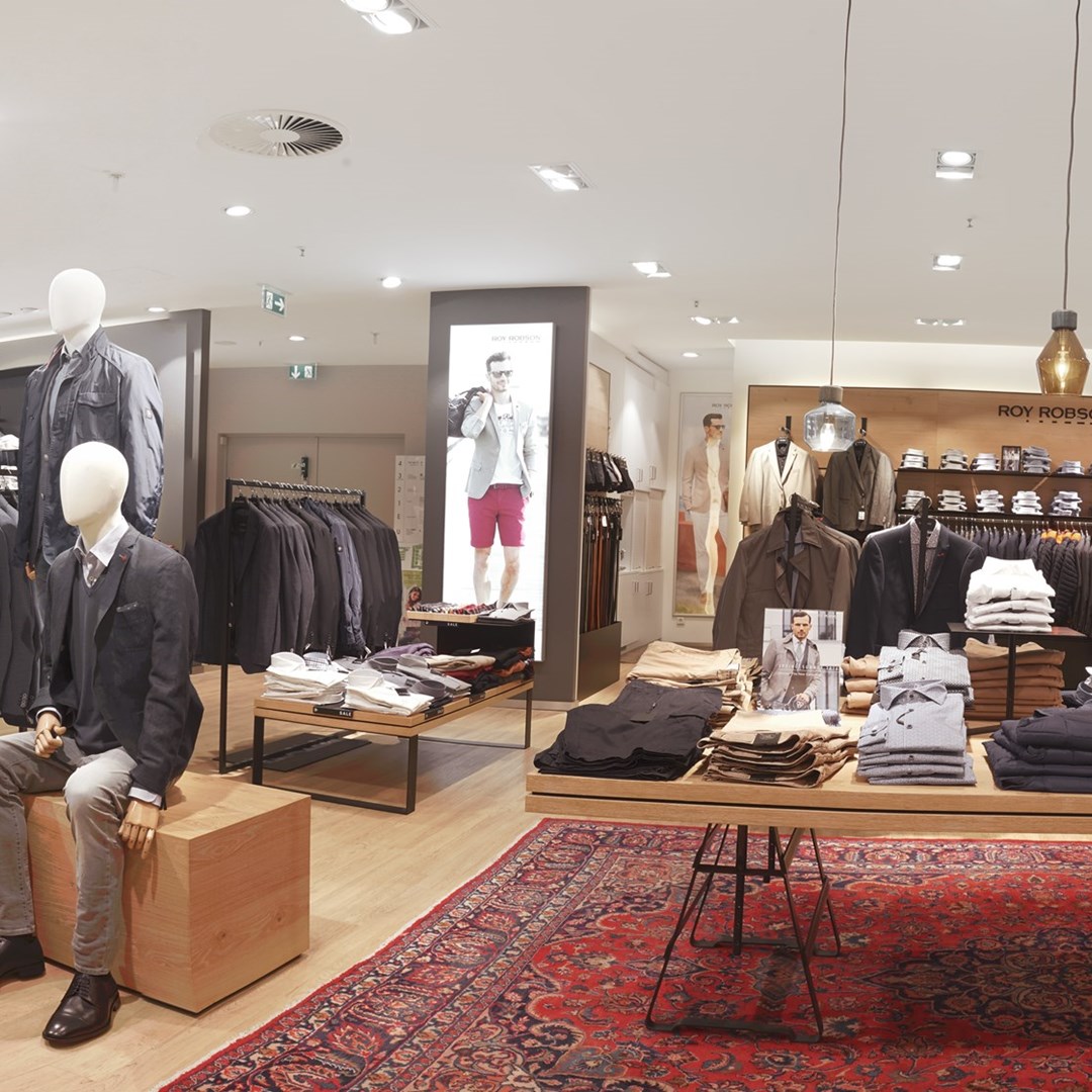 ROY ROBSON shop-in-shop