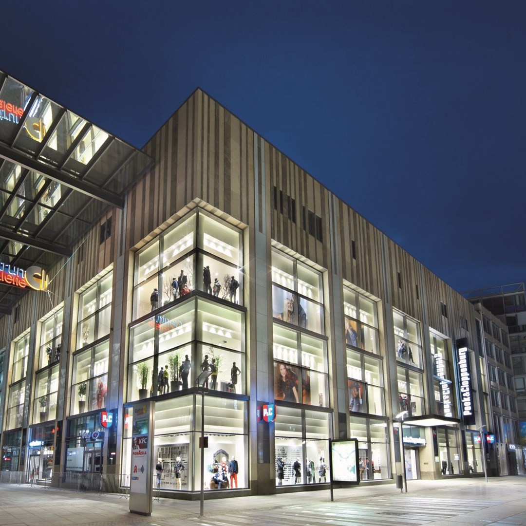 Peek&Cloppenburg multi-label store