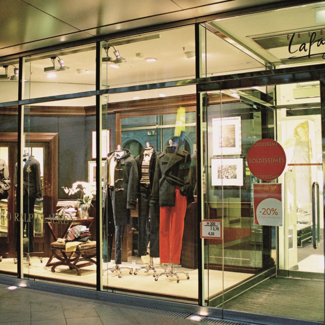 Schaufenster und Shop-in-Shops für POLO Ralph Lauren in Galeries Lafayette 