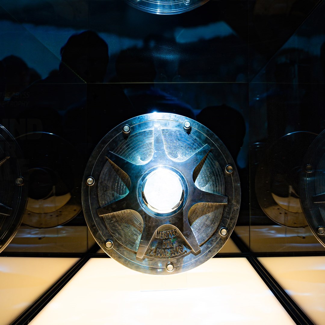 Vitrine für die Meisterschale